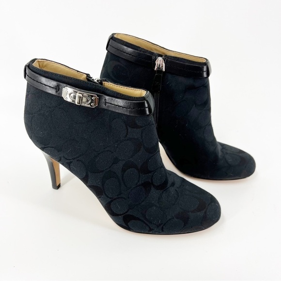 ✅ NWOB COACH Black Jacquard and Leather Delilah Booties SIZE 9.5 - Picture 1 of 11